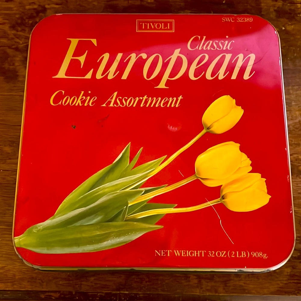Vintage cookie container
